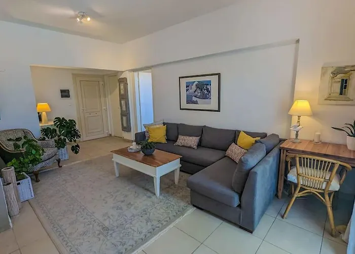 Scopas Apartment