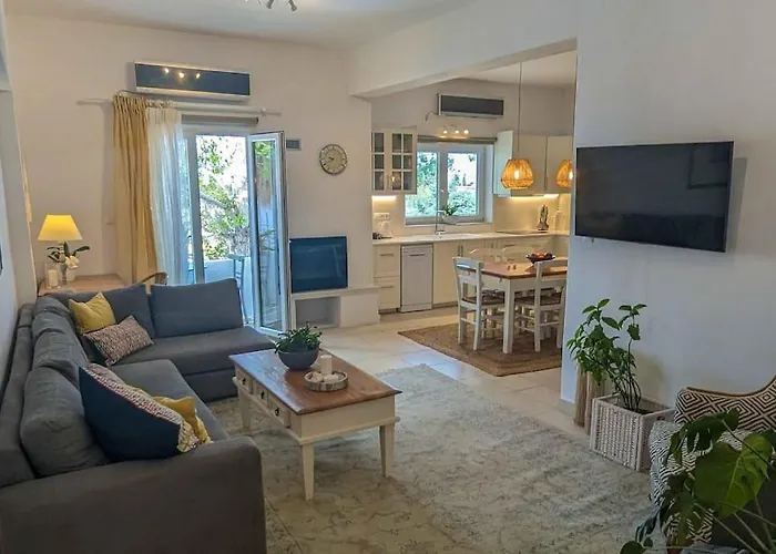 Scopas Apartment